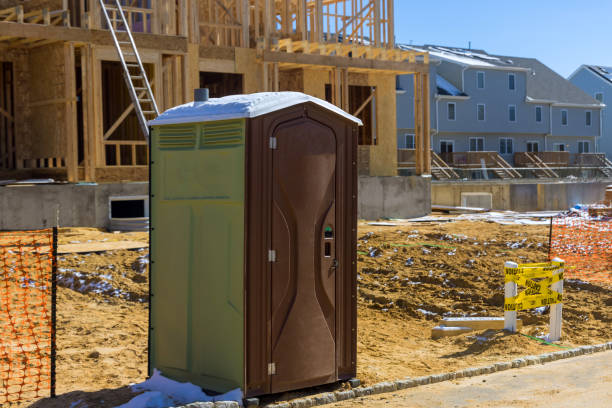 Portable Toilet Options We Offer in Mauldin, SC